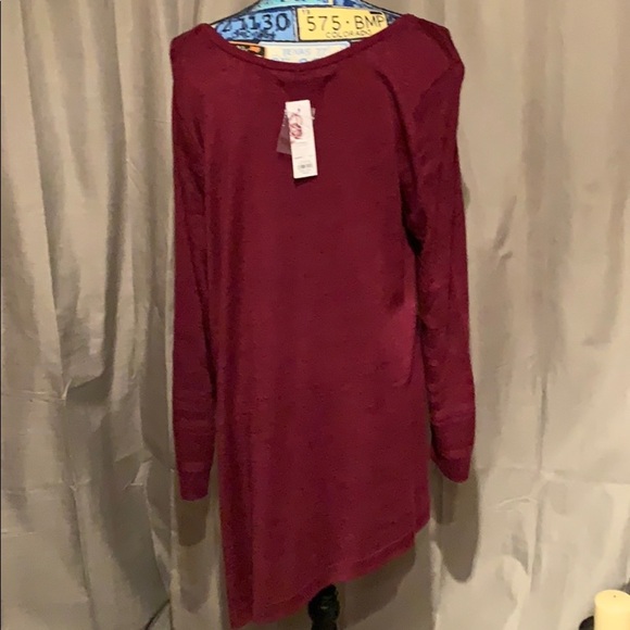 Apt 9 asymmetrical maroon long sleeve NWT - Picture 4 of 6